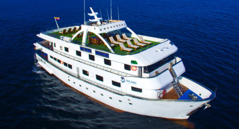 Hot deals on Last Minute Galapagos Cruises - Solaris Yacht